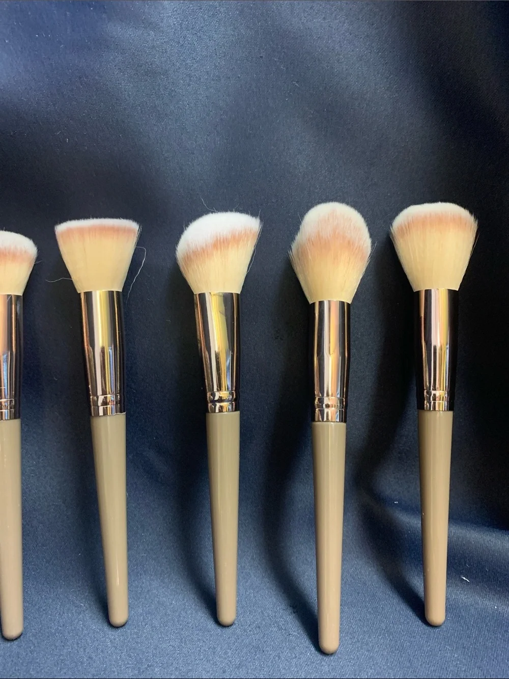 NWT Premium Synthetic Makeup Brush Set - Champagne Gold / Brown (Multi-Piece)